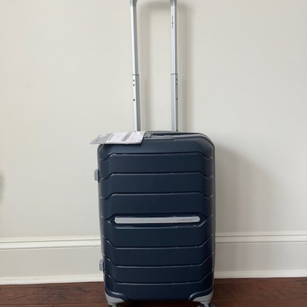 Samsonite Freeform Hardside Expandable, Carry-On Roller 21”